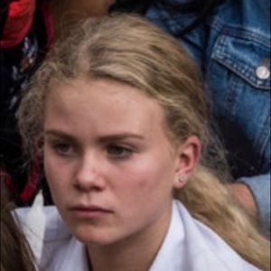 Meet your Posher, Cynthia